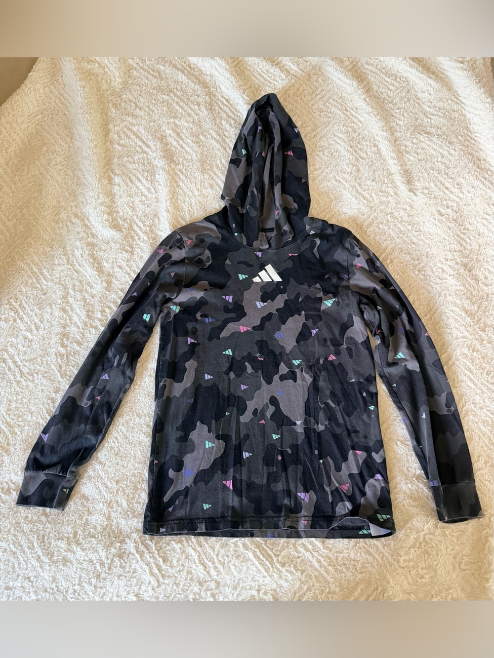 Adidas Boys Camo Multi-Color Logomania Lightweight Hoodie Size M Athleisure